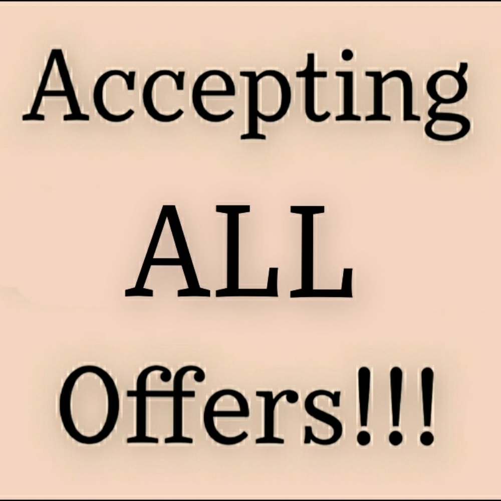 **Closet Clear Out!! Accepting Offers!!**